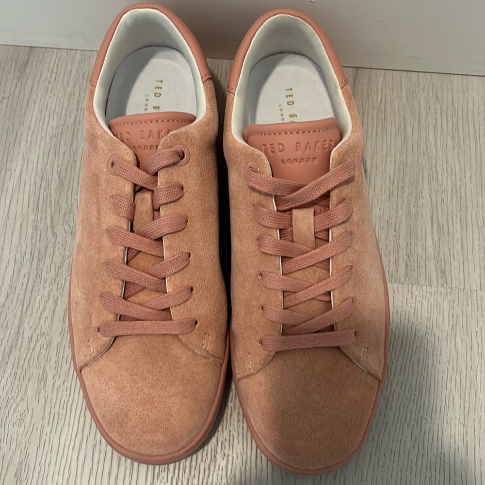 Brand new! Never worn Ted Baker Suede sneakers. Size 38 Color: Dusty Pink